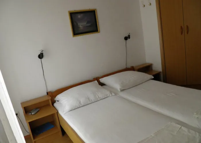 Horizont 公寓 特罗吉尔